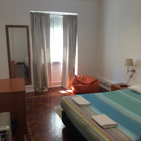 בית הארחה Tagus Palace ליסבון