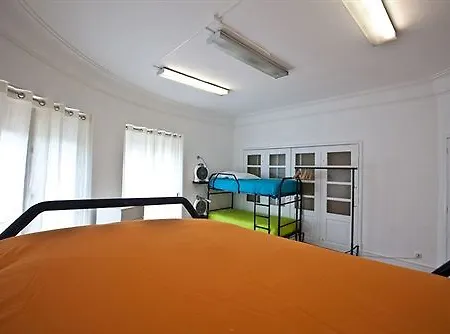 Πανσιόν Tagus Palace 2*